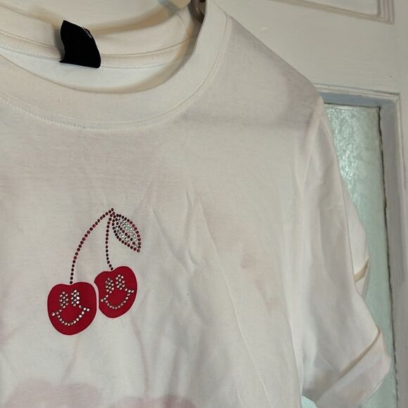 NWT Attitude Not Included Women’s White Cherry have a good day T-shirt size m - Picture 2 of 6